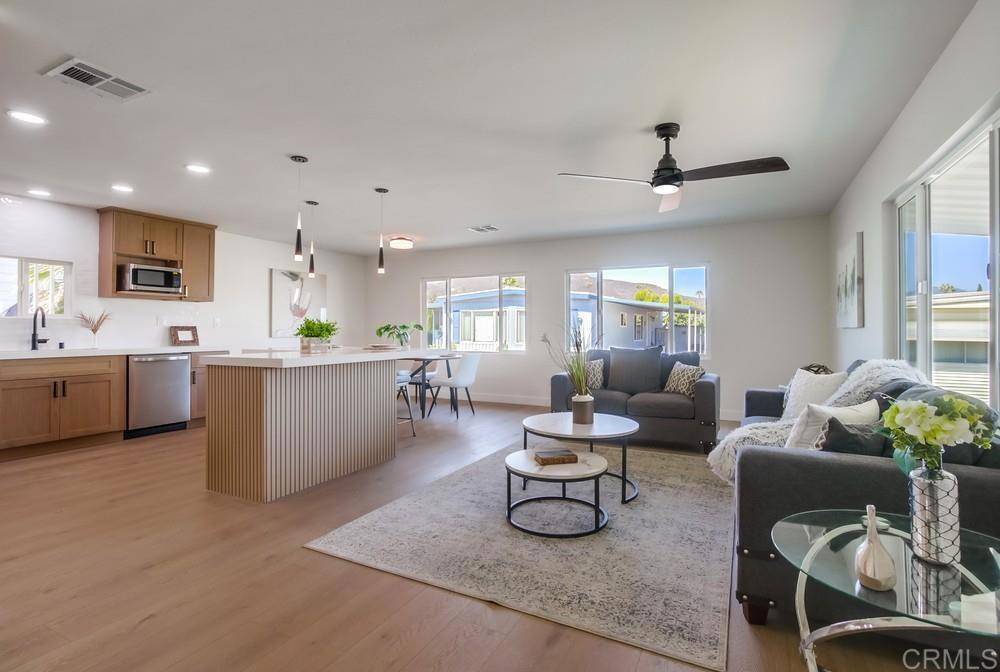 Santee, CA 92071,8301 Mission Gorge RD #331