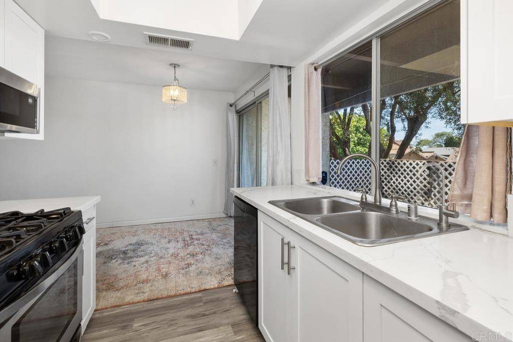 San Diego, CA 92119,6878 Navajo RD #61
