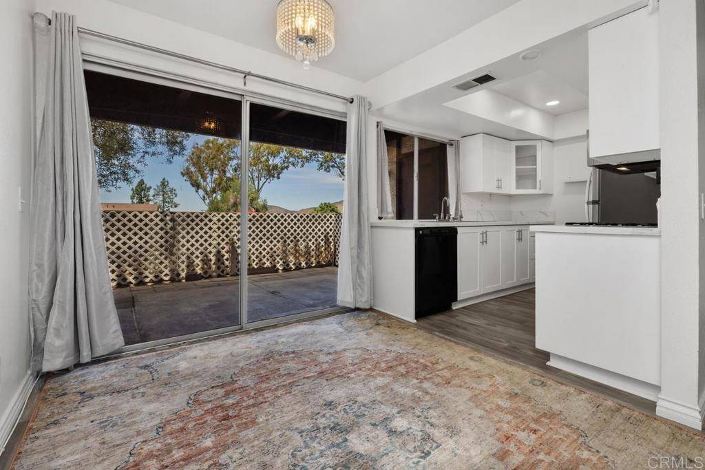 San Diego, CA 92119,6878 Navajo RD #61