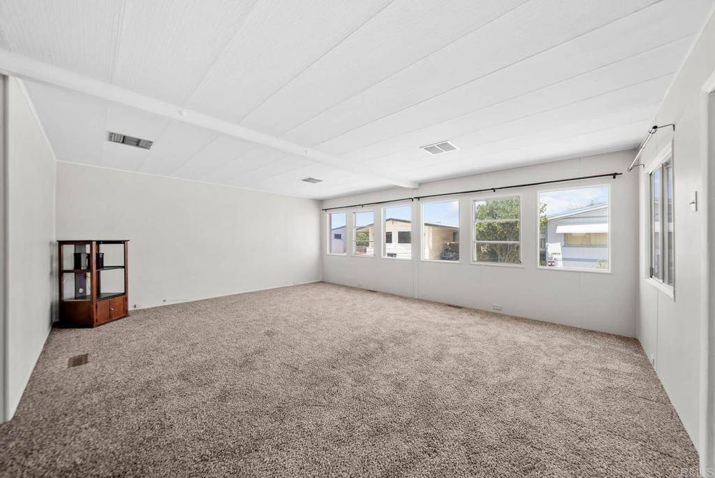 Hemet, CA 92545,5001 W Florida AVE #SPC 279