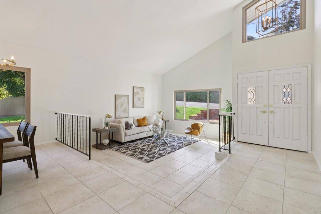 Oceanside, CA 92054,1895 Laurel RD