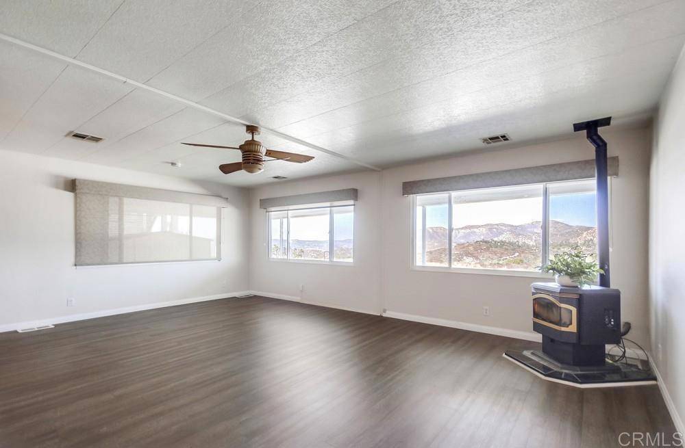 Lakeside, CA 92040,9500 Harritt Rd #70
