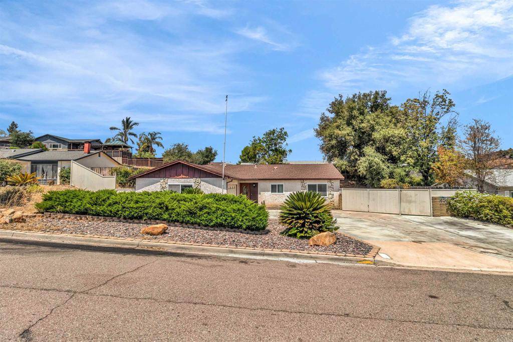 Lakeside, CA 92040,13206 Lakeview Granada DR