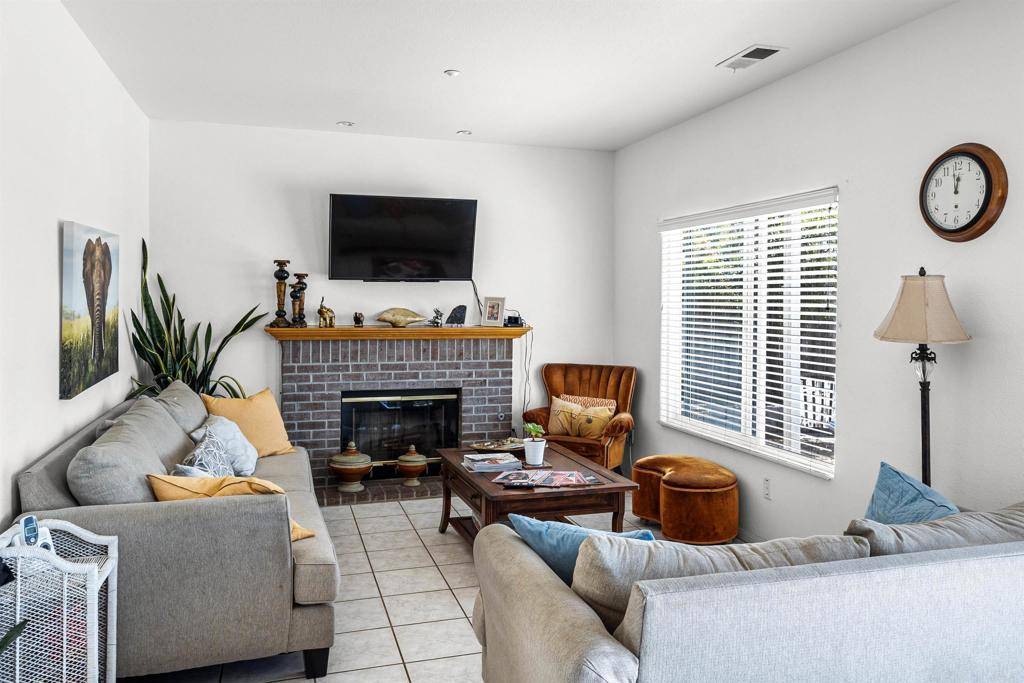 Spring Valley, CA 91977,2305 Highview LN