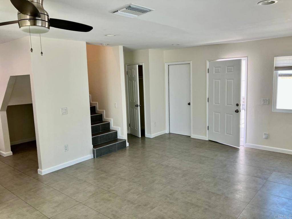 Spring Valley, CA 91977,8957 Harness