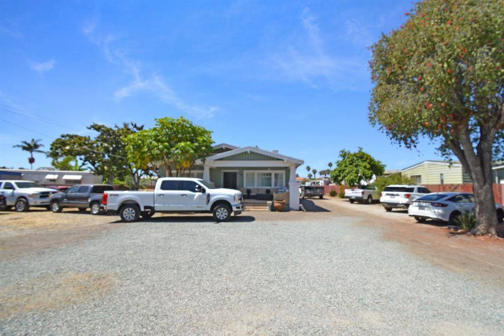 Chula Vista, CA 91910,691 G ST