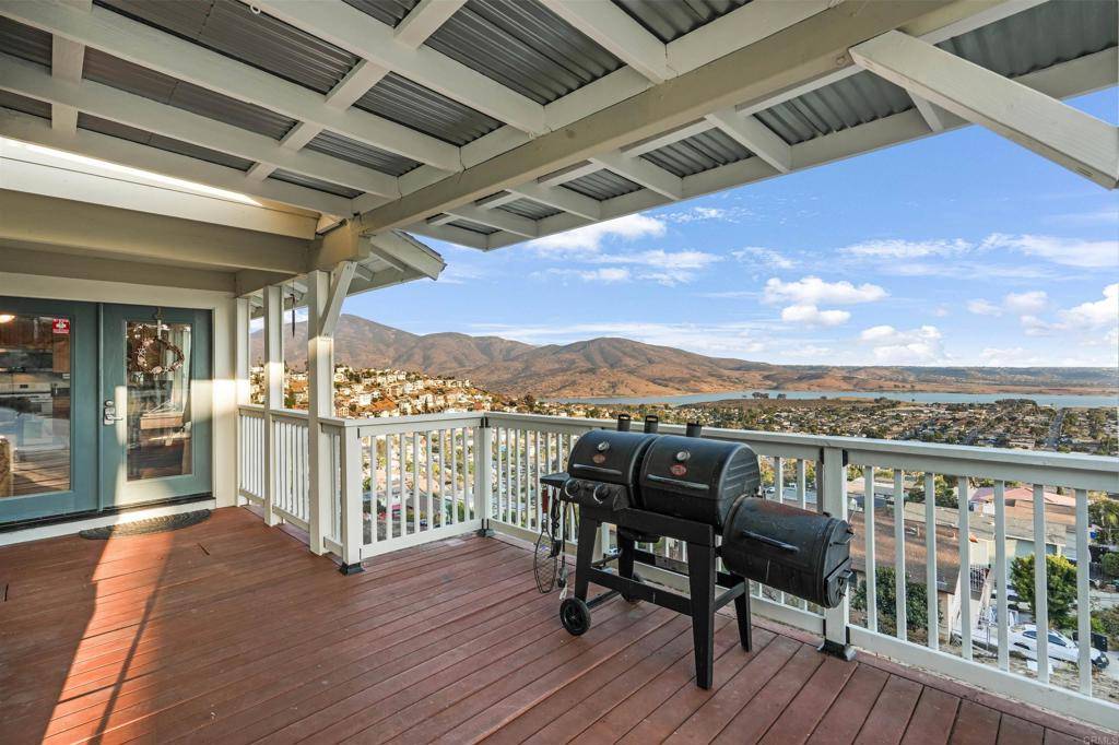Spring Valley, CA 91977,1421 Maria AVE