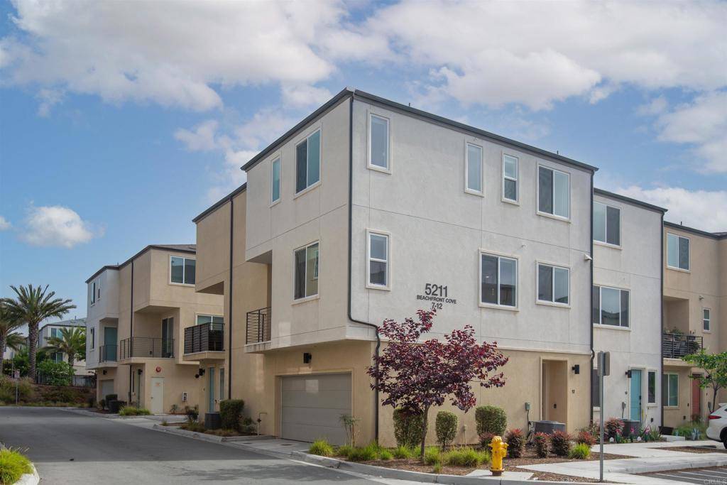 San Diego, CA 92154,5211 Beachfront Cove #12