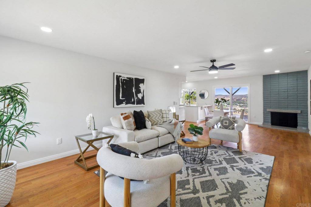 Poway, CA 92064,13565 Pequot DR