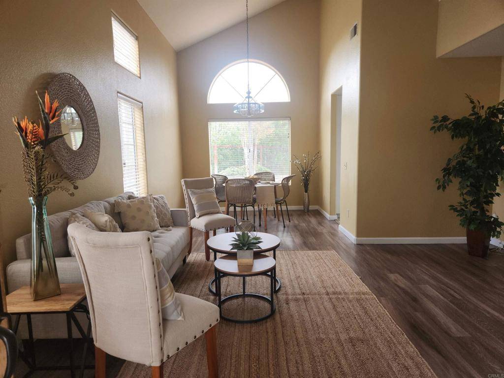 El Cajon, CA 92019,11786 Monte View CT