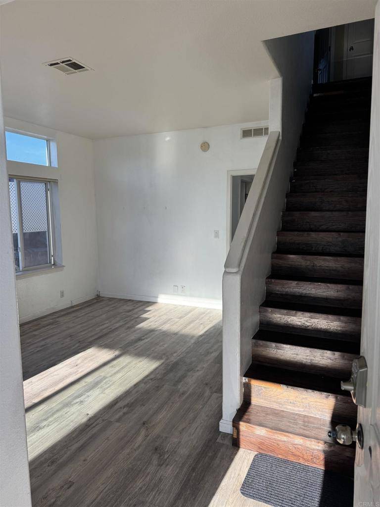 Chula Vista, CA 91911,121 Orange Ave #50
