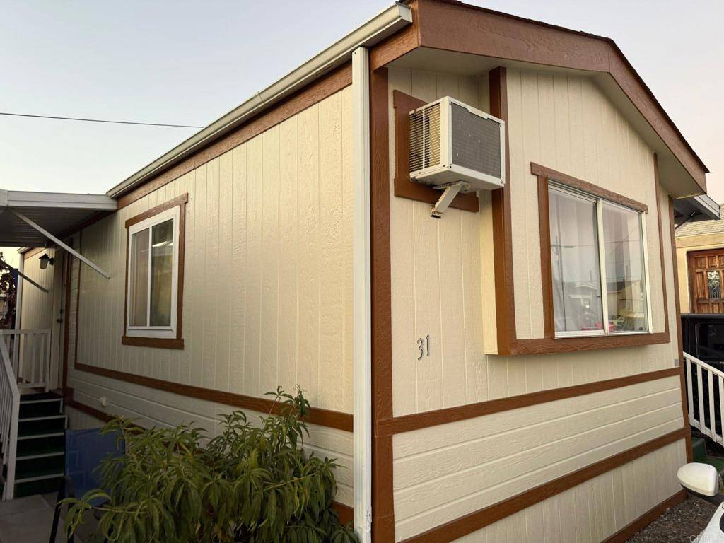 El Cajon, CA 92021,998 E Main ST #31