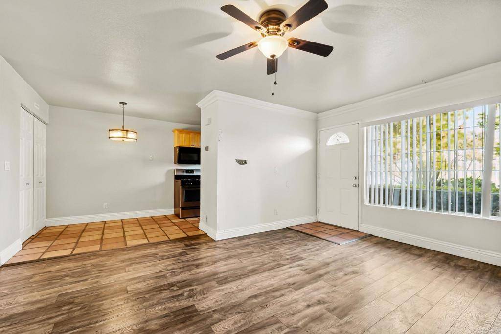 San Diego, CA 92115,4775 Seminole DR #105