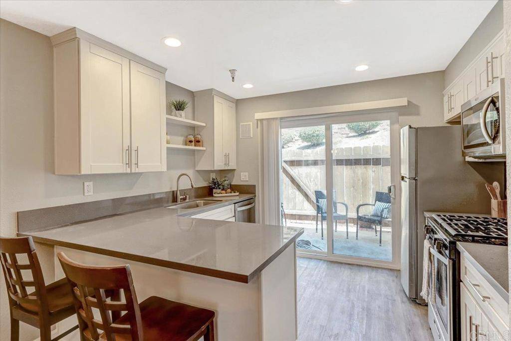Lemon Grove, CA 91945,8186 Lemon Grove WAY #E