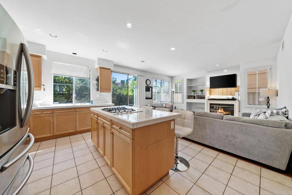 Tustin, CA 92782,12910 Mackenzie DR