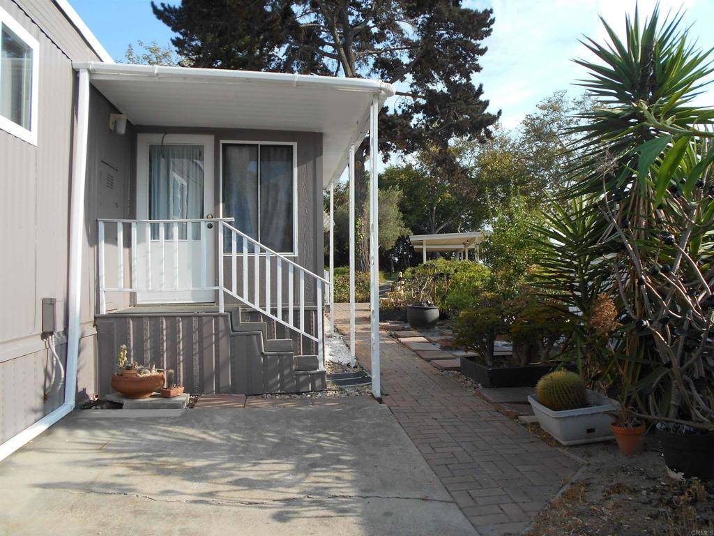 San Diego, CA 92105,2003 Bayview Hts Dr #70