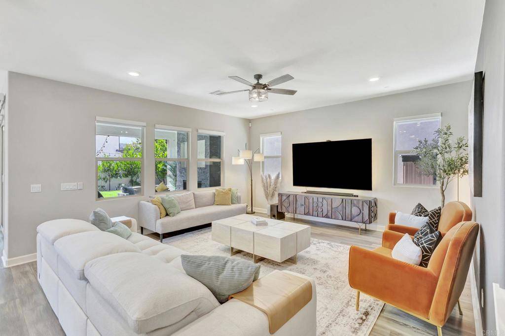 Escondido, CA 92029,21678 Long Trot DR