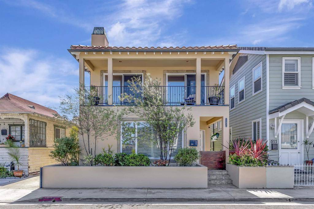 Newport Beach, CA 92661,509 W Balboa BLVD