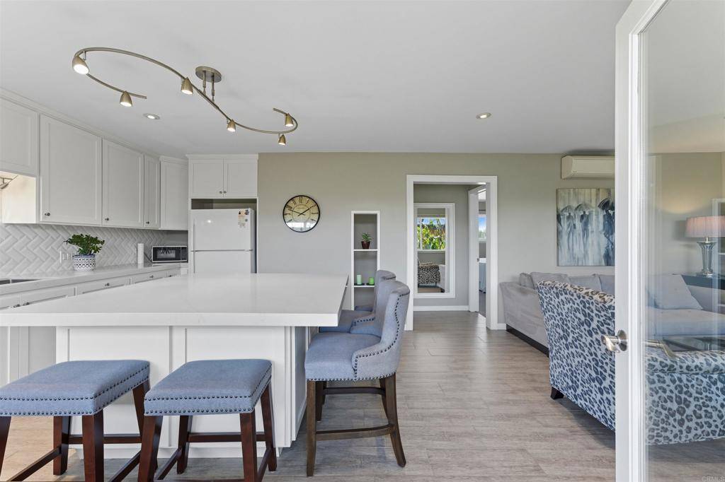 San Diego, CA 92104,4381 Oregon ST #6