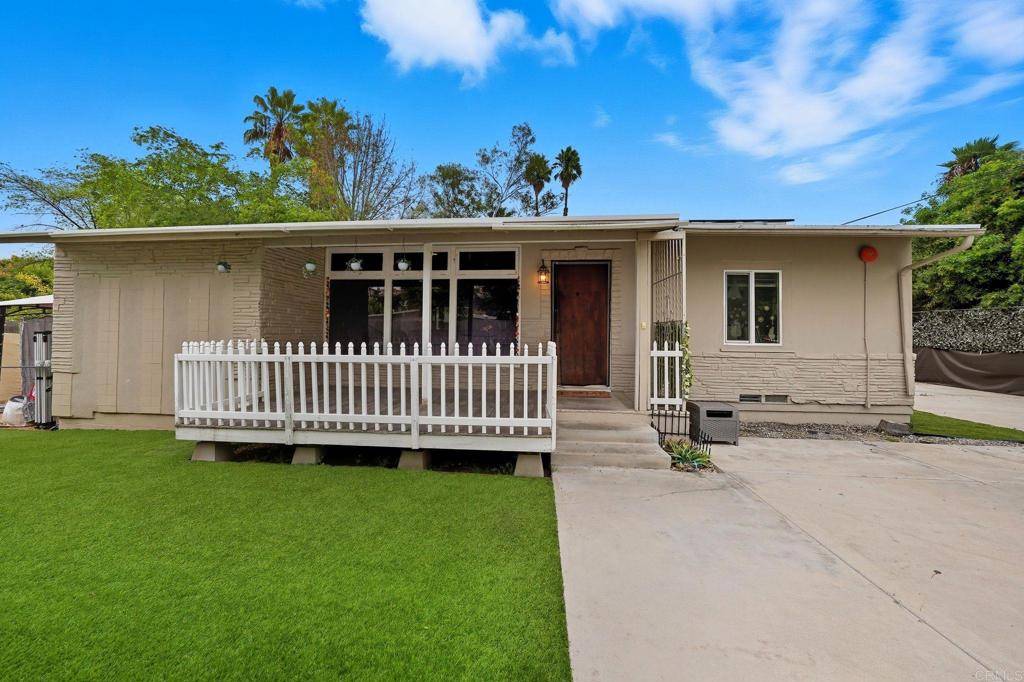 Spring Valley, CA 91977,9693 Saint George ST