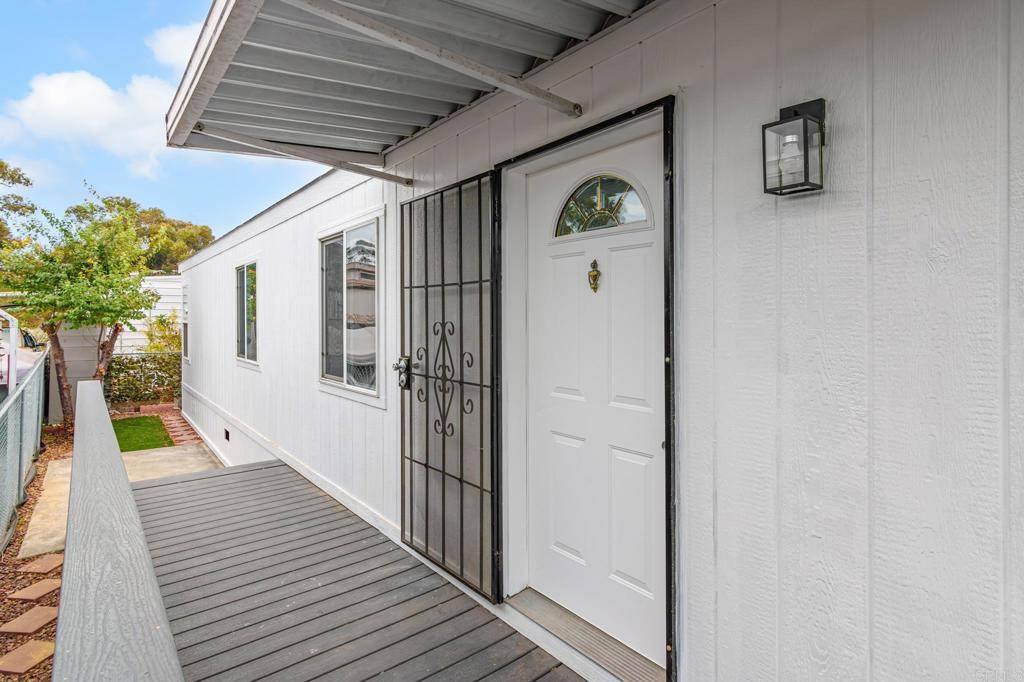 Oceanside, CA 92054,35 Parkwood Lane