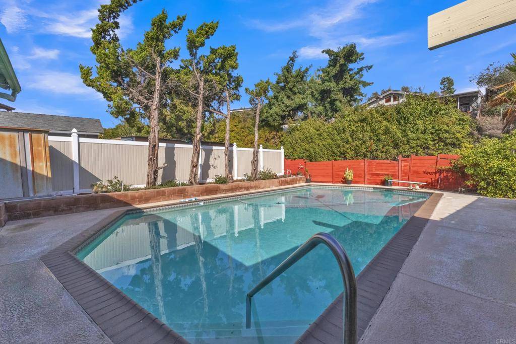 El Cajon, CA 92021,1545 Meadow