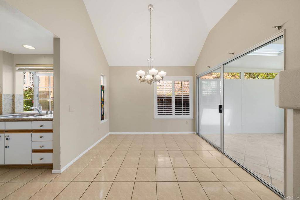 El Cajon, CA 92019,12045 Calle De Medio #104