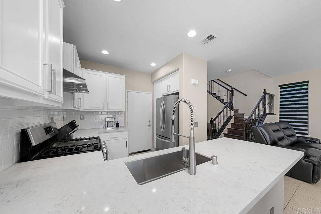 Chula Vista, CA 91915,2796 Bear Valley Rd