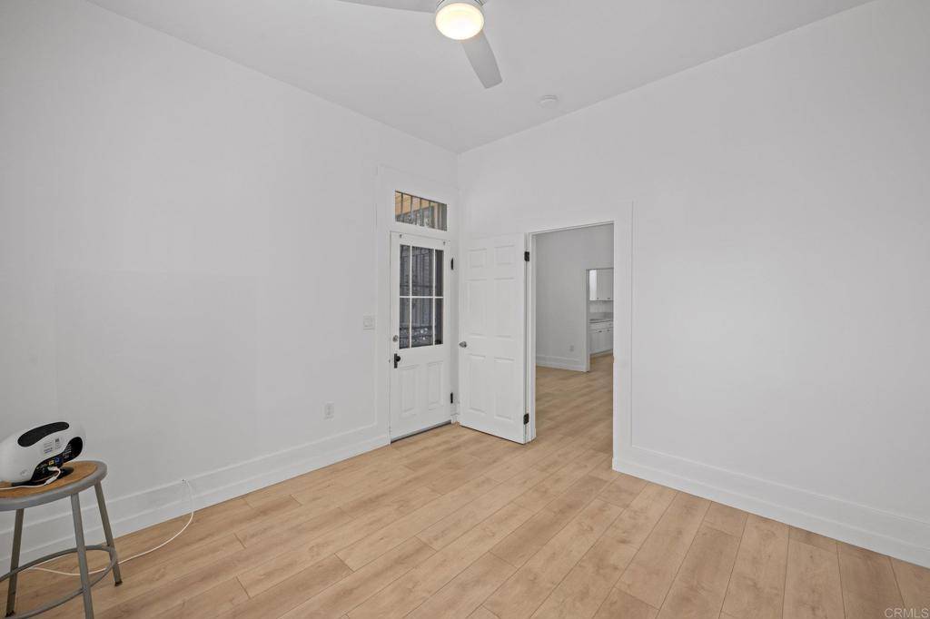 San Diego, CA 92101,53 16 ST