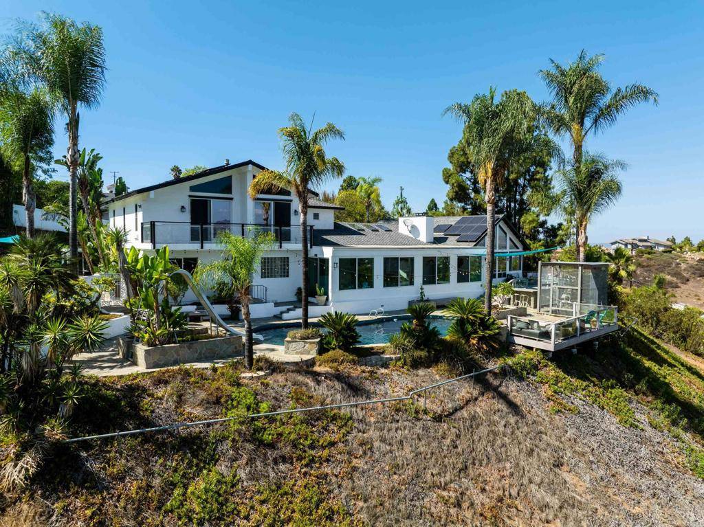 El Cajon, CA 92020,11201 Constellation DR