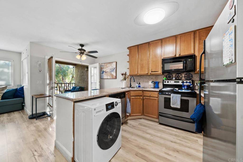 El Cajon, CA 92020,1280 W Main ST #42
