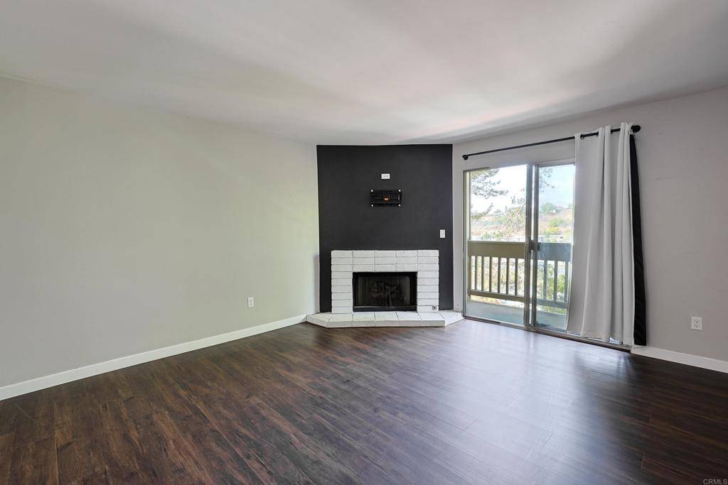 San Diego, CA 92115,3980 60th ST #37