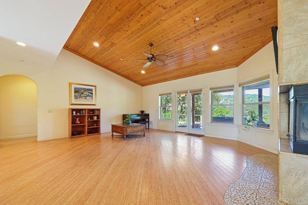 Jamul, CA 91935,18652 Quail Trail DR