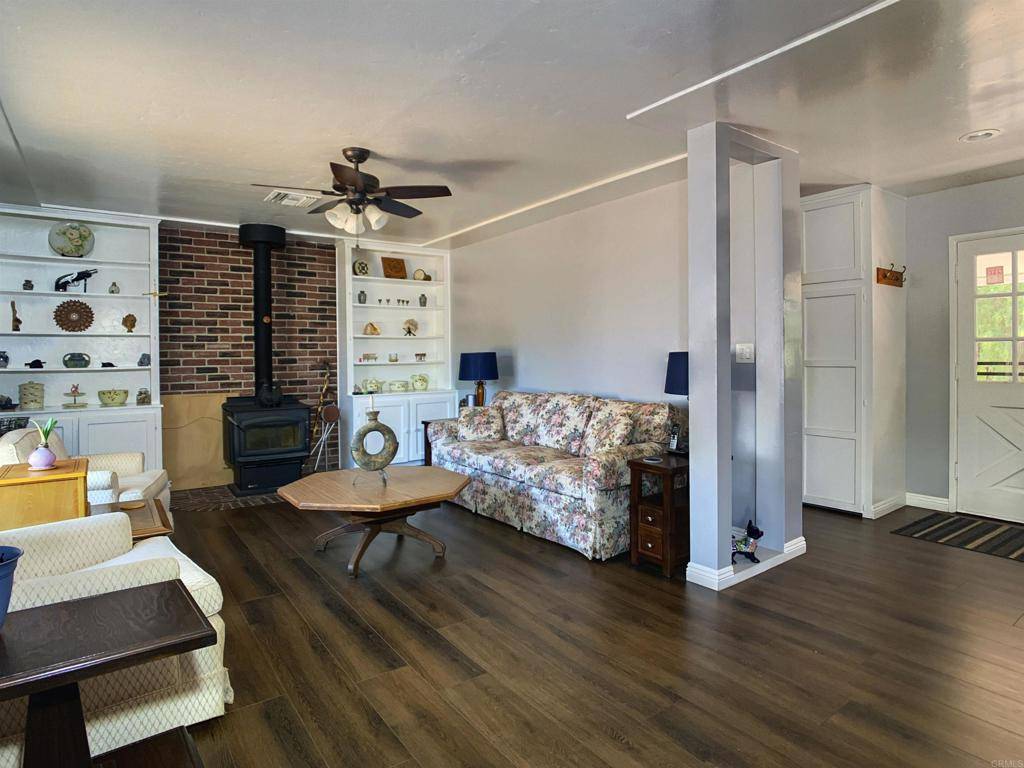 El Cajon, CA 92021,434 Mountain View Rd