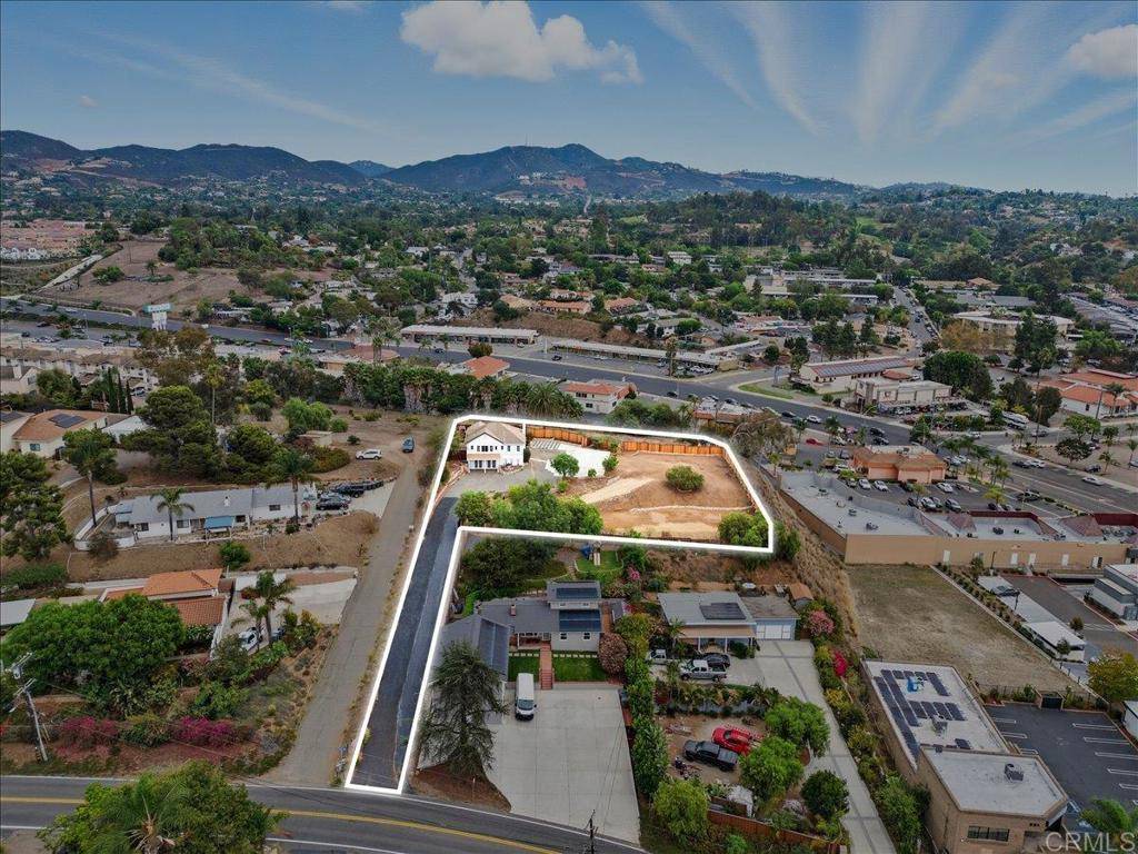 Vista, CA 92084,1015 Anza AVE