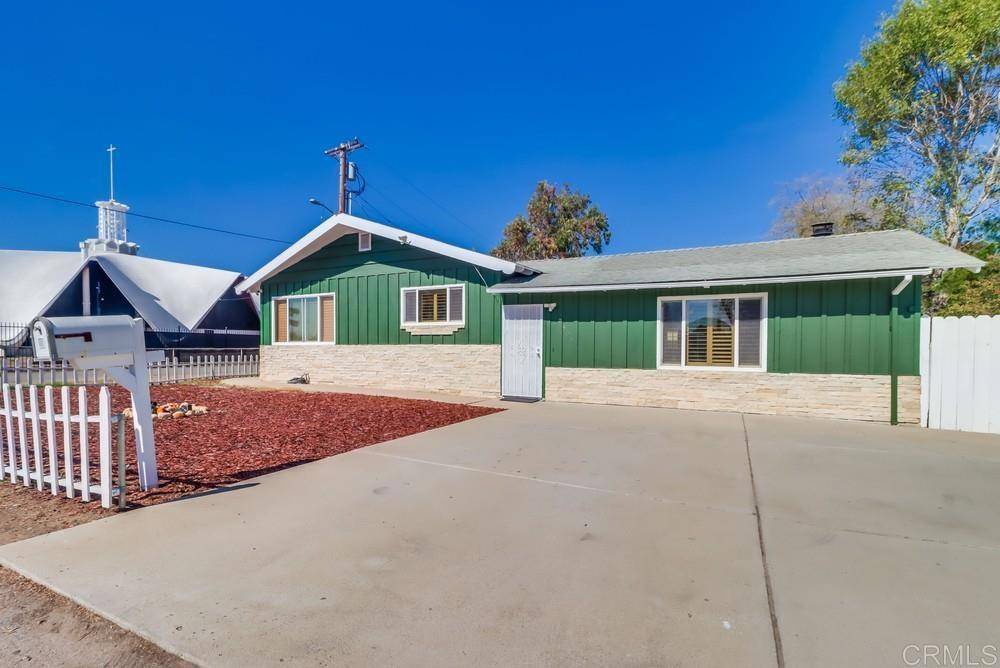 Lemon Grove, CA 91945,7406 Roosevelt AVE