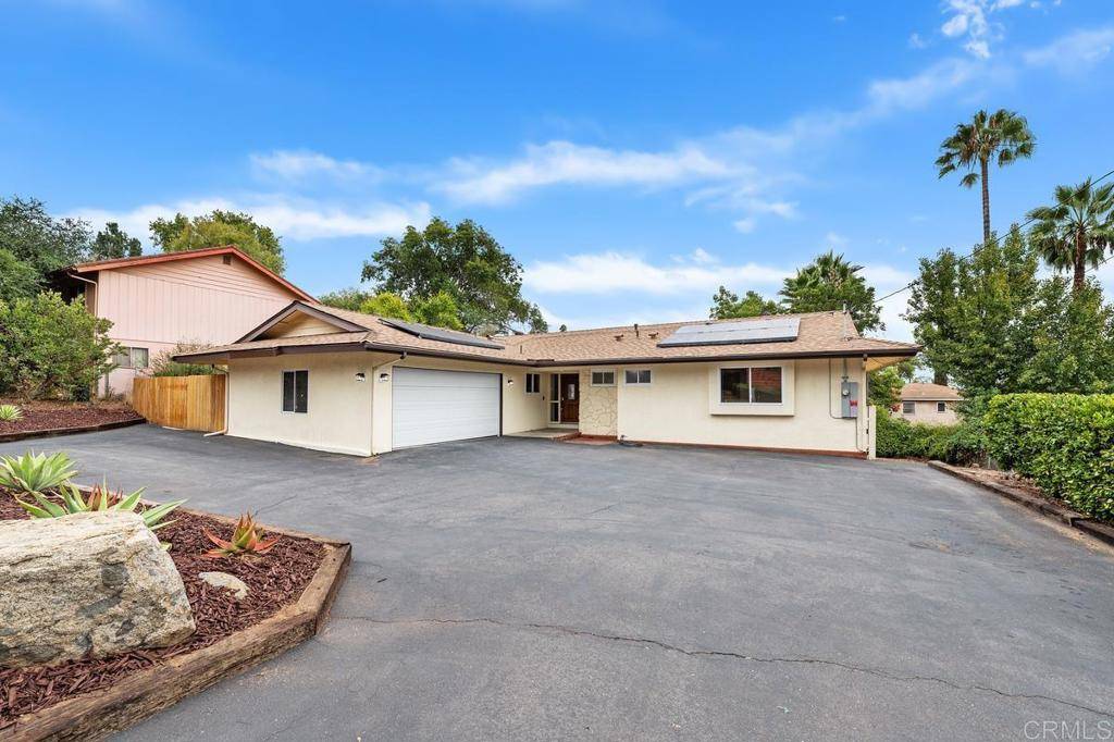 La Mesa, CA 91941,9217 Via Colina