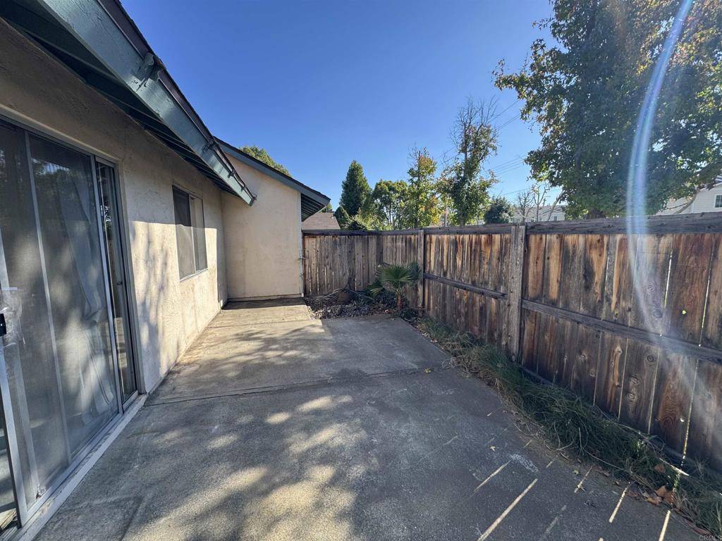 Escondido, CA 92027,2469 Turnbridge