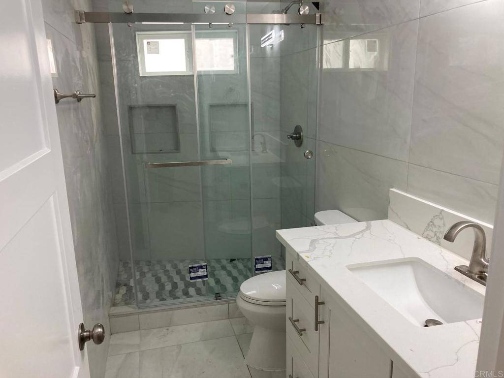 Carlsbad, CA 92008,4566 Cove DR #B