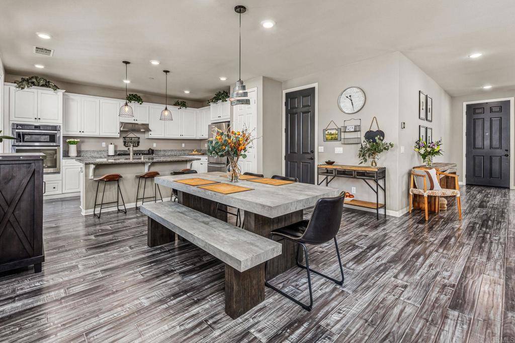 Santee, CA 92071,10664 Sandy Creek DR