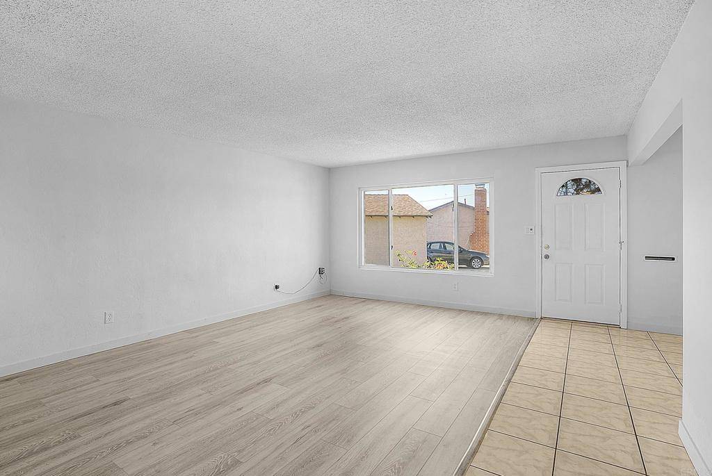 San Diego, CA 92114,668 Kirtright st