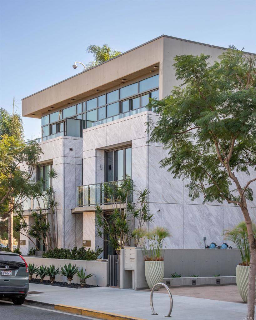 San Diego, CA 92103,589 Palm ST