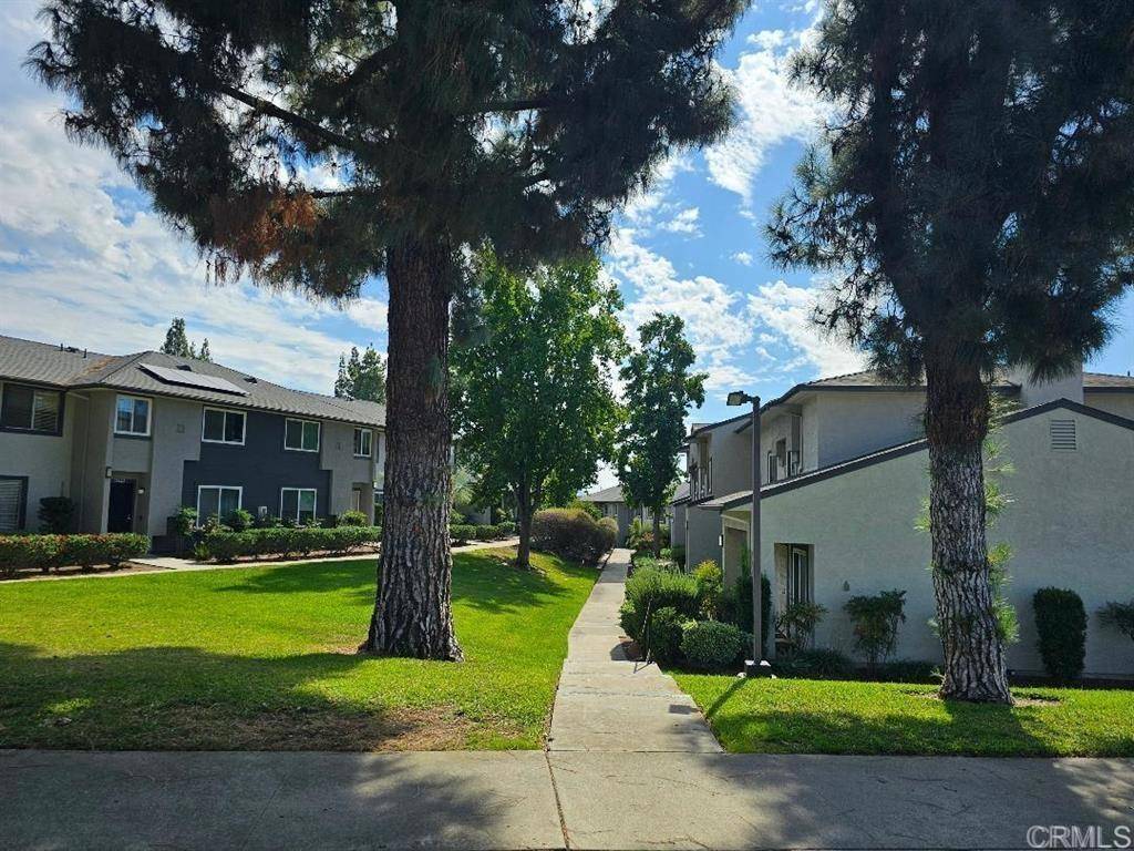 Santee, CA 92071,10661 King Phillip