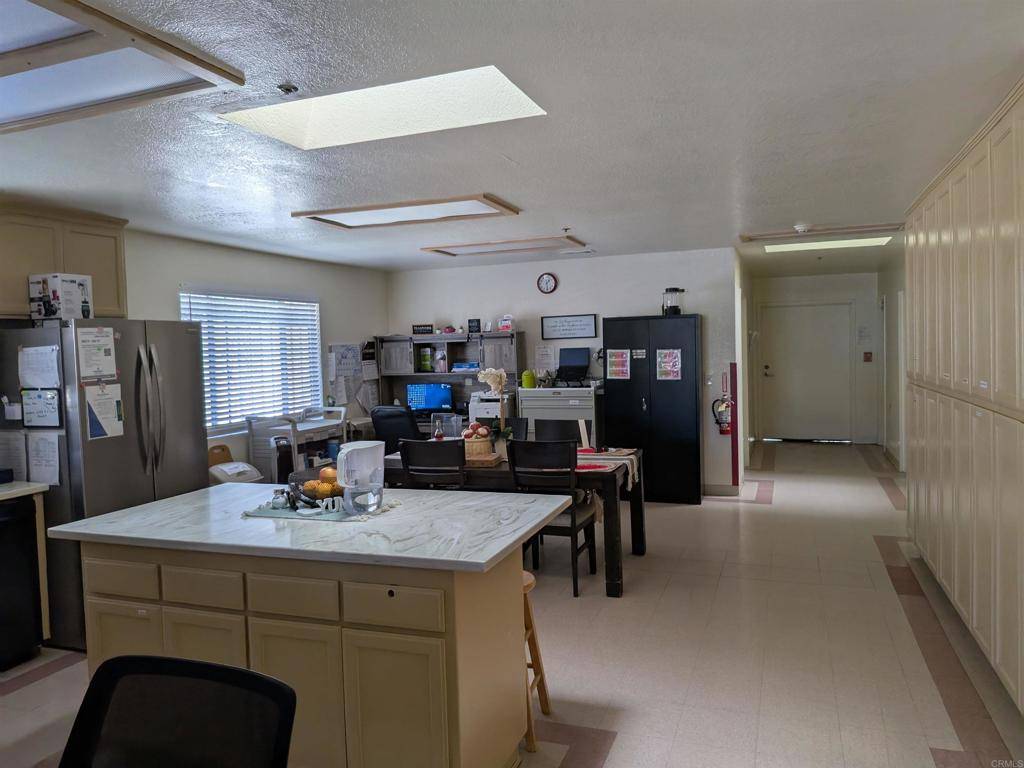 National City, CA 91950,2130 E 8TH ST