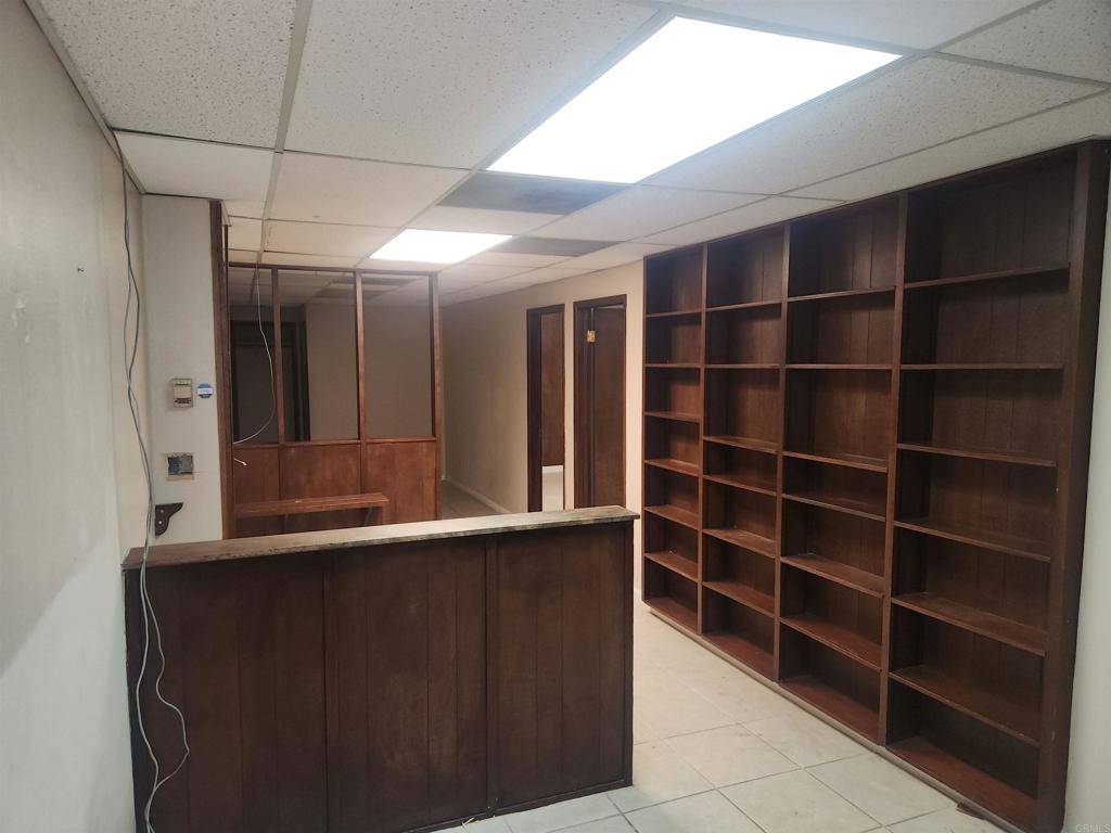 San Diego, CA 92120,4950 Waring RD #9