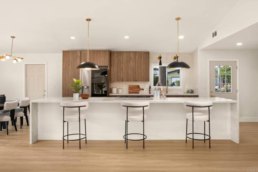 Cardiff By The Sea, CA 92007,835 Cathy LN