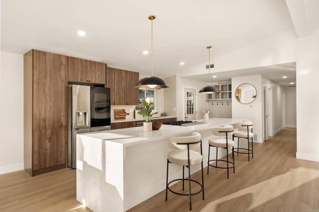 Cardiff By The Sea, CA 92007,835 Cathy LN