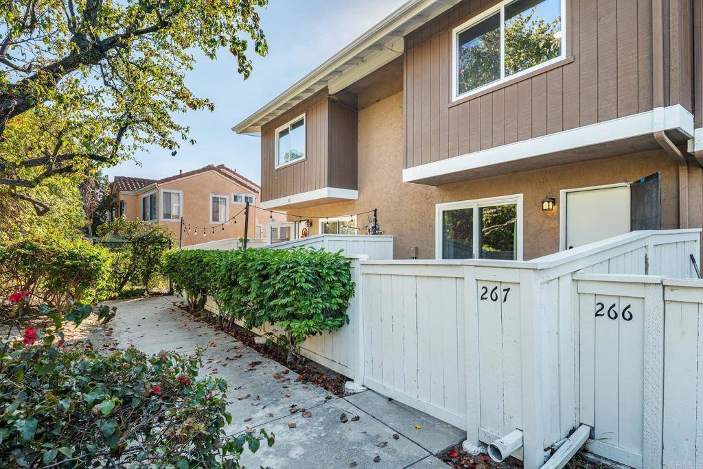 Oceanside, CA 92057,4228 Vista Panorama WAY #267