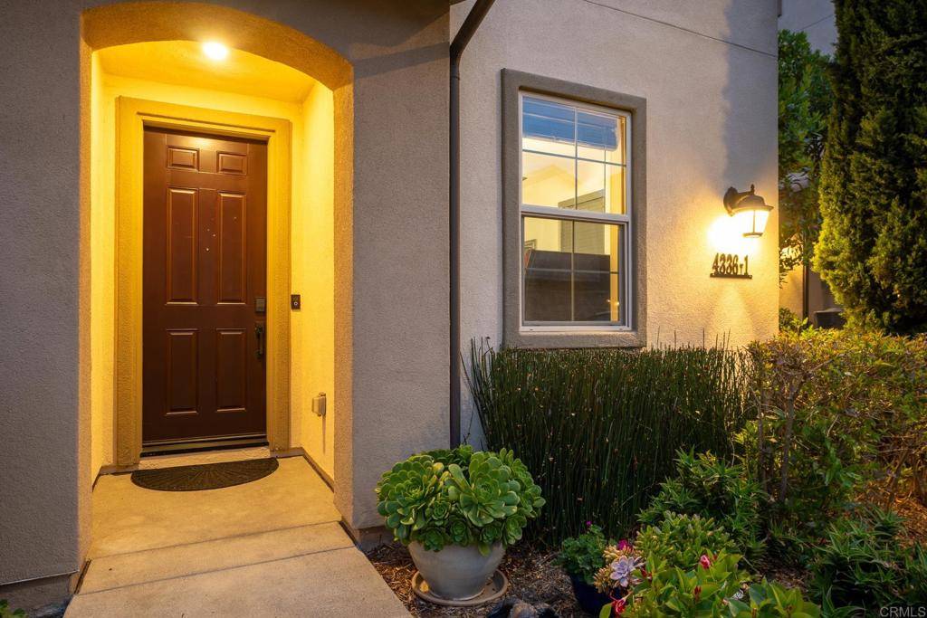 Oceanside, CA 92056,4336 Harbor Way #1