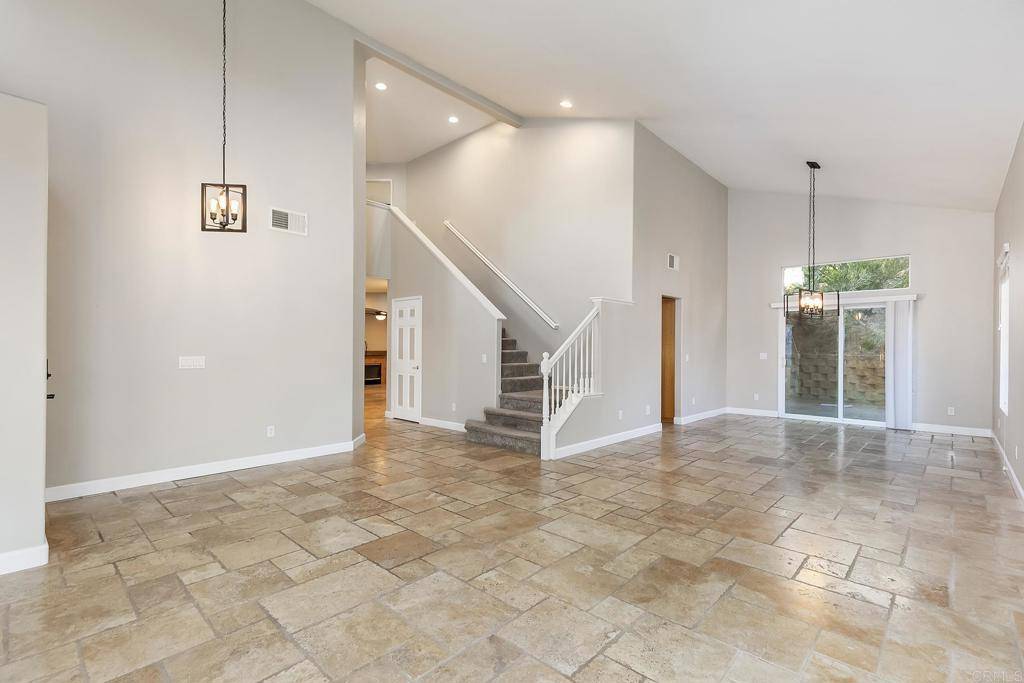 El Cajon, CA 92021,13908 CHERYL CREEK DR